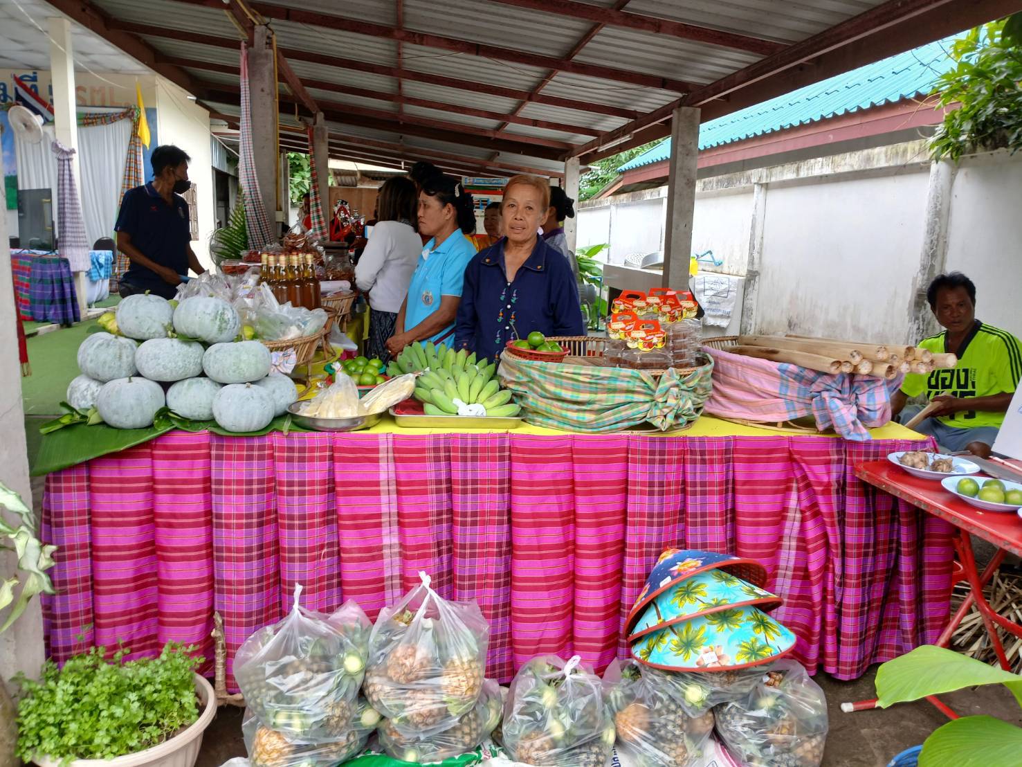 พช.ศรีเชียงใหม่ ดำเนินกิจกรรมการขยายผลการน้อมนำหลักปรัชญาของเศรษฐกิจพอเพียง